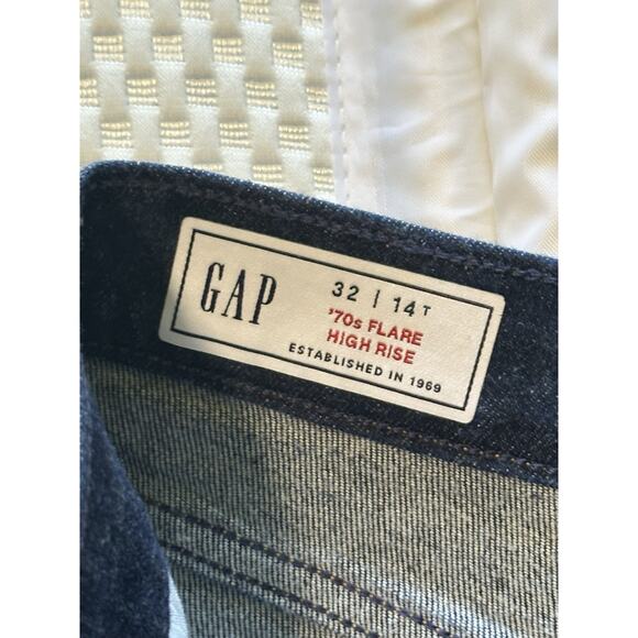 Gap Denim High-Rise ‘70’s Flare Jeans Size 32 Dark Indigo Stretch 32x35 14T - Picture 2 of 10